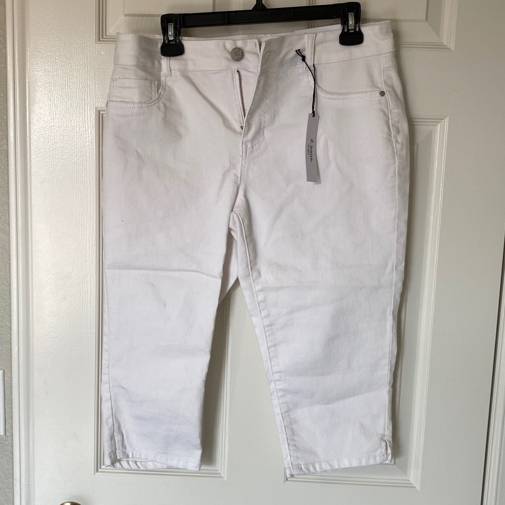 NWT d.jeans Capri White Jeans